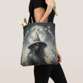 Onder de Heksenmaan – Gotische Heks Tote Bag (Dichtbij)