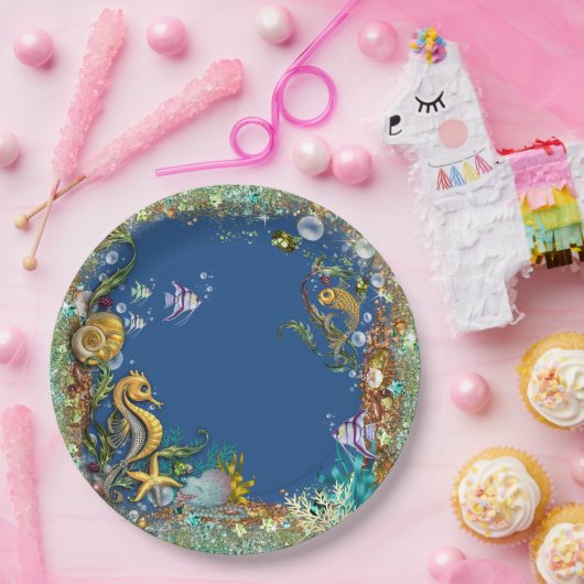 Onder de Partij van het Zee Papieren Bordje (Feest)