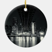 Onder de QueensBoro Bridge - NYC Keramisch Ornament (Achterkant)