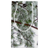 Onder de sneeuwdennen klein cadeauzakje (Voorkant)