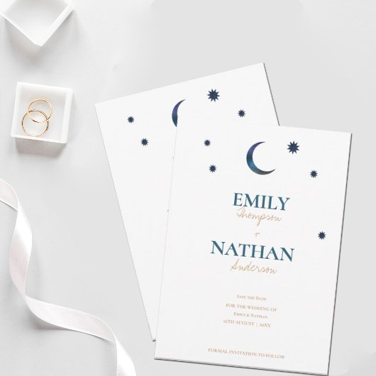 Onder de Stars Blue Moon Chic Typography Wedding Save The Date