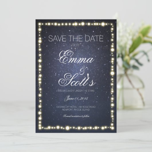Onder de sterren string licht gloed opslaan de dat save the date (Staand voorkant)