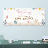 Onder de Welkomstbanner van het Baby shower van he Spandoek (Beurs)
