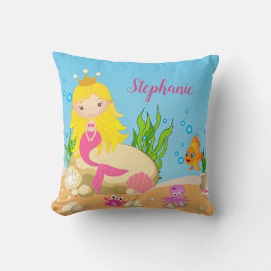 Onder de Zee Cute Blonde Mermaid Custom Name Kussen (Voorkant)