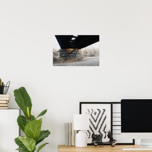 Onder een oud Poster (Thuiskantoor)