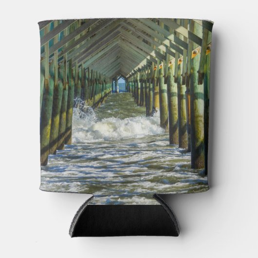 Onder Folly Beach pier Blikjeskoeler (Voorkant)