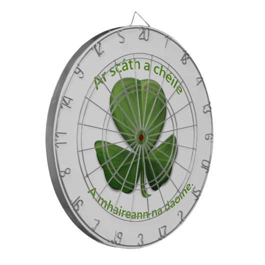 Onder het onderdak van elkaar overleven mensen dartbord (Voorkant Links)