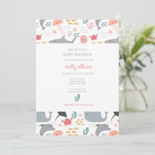 Onder het Zee Friends Pattern Invitation Kaart (Staand voorkant)
