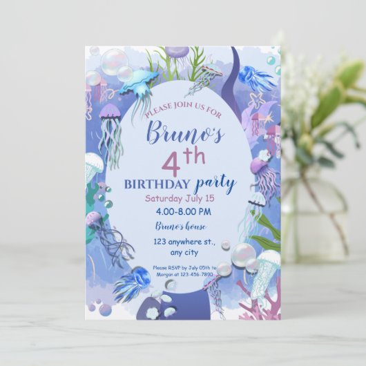 Onder het zee kwallen Verjaardagsuitnodiging Kaart (Staand voorkant)