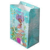Onder het Zee Little Brown Mermaid Birthday Medium Cadeauzakje (Achterkant Gekanteld)