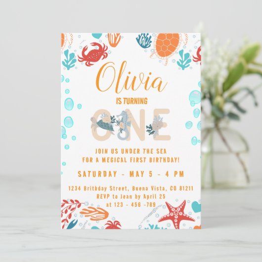 Onder het Zee Little Girl One Birthday Invitations Kaart (Staand voorkant)