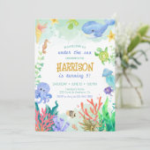 Onder het Zee Nautical Whale Turtle Birthday Invit Kaart (Staand voorkant)