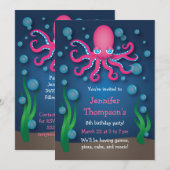 Onder het Zee Roze Octopus Verjaardagsuitnodiginge Kaart (Voorkant / Achterkant)