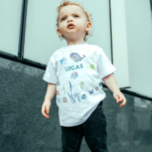 Onder het zee zit een jongen baby shower