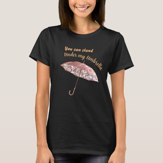 Onder mijn Umbrella T-Shirt (Voorkant)