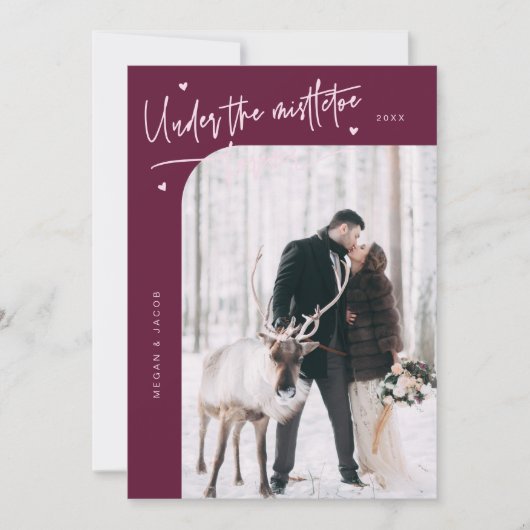 Onder Mistletoe Forever Pas getrouwd Foto Cranberr Feestdagenkaart (Voorkant)