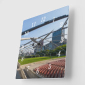 Onder Pritzker paviljoen wandklok (Hoek)