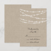 Onder Twinkle lampjes op Burlap RSVP Kaartje (Voorkant / Achterkant)