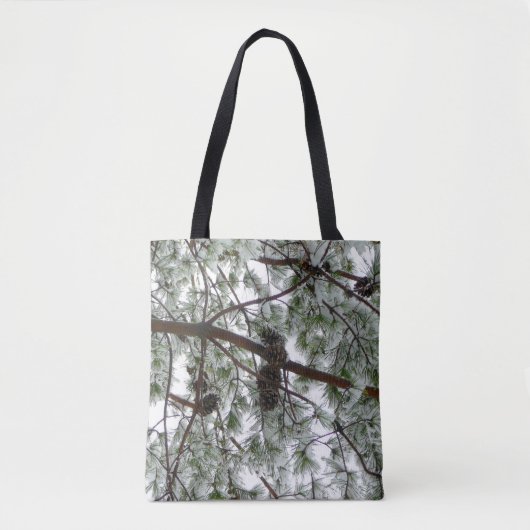 Onderaan de sneeuwbedekte pijnboom Winter Foto Tote Bag (Voorkant)