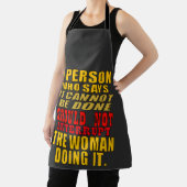 Onderbreek de vrouw niet om het te doen schort (Insitu)