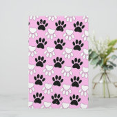 Onderdruk zwart en wit peuters op roze achtergrond briefpapier (Staand voorkant)