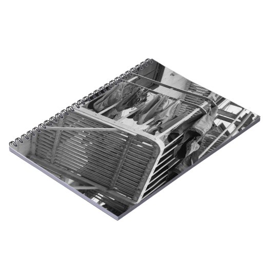 Ondergoed uit naar droog Humor zwart-wit foto Notitieboek (Linkerzijde)