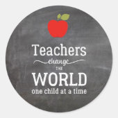 Onderleraar typografie citaat rood appelkarton ronde sticker (Voorkant)