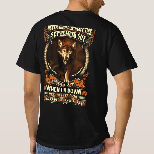 Onderschat deze kerel van september nooit t-shirt (Achterkant)