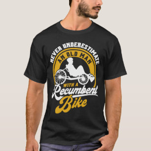 Onderschat en oud Man nooit met een beruchte B T-shirt