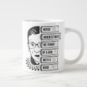 Onderschat nooit de kracht van een meisje grote koffiekop (Rechts)