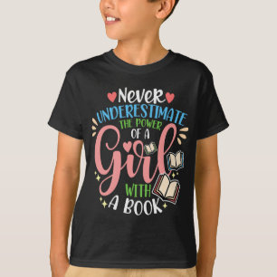 Onderschat nooit de kracht van een meisje met een t-shirt