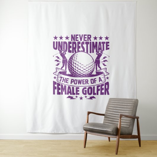 Onderschat nooit de kracht van een vrouw golfer wandkleed (In situ)