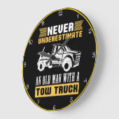 Onderschat nooit de oude Man takelwagen Grote Klok (Hoek)