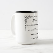 Onderschat nooit een goed gelezen vrouwelijke Mok (Voorkant links)