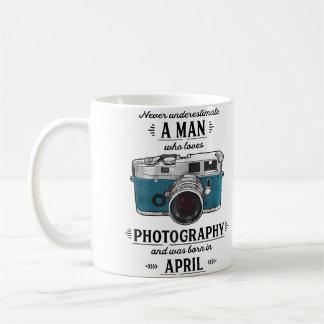 Onderschat nooit een man die van fotografie houdt koffiemok