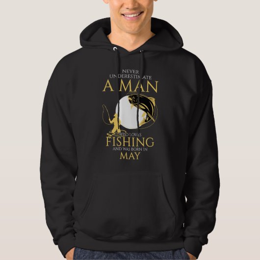 Onderschat nooit een Man die van Vist en oorlog ho Hoodie (Voorkant)