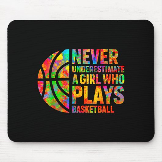 Onderschat Nooit Een Meisje Dat Basketbal Speelt W Muismat (Voorkant)