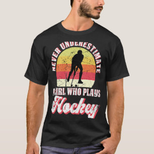 Onderschat nooit een meisje dat een ockey Retro sp T-shirt