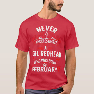 Onderschat nooit een meisje dat in februari is geb t-shirt