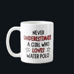 Onderschat nooit een meisje dat van waterpolo houd koffiemok<br><div class="desc">Onderschat nooit een meisje dat van waterpolo houdt. Voor het meisje of de dame die graag waterpolo speelt - voor volwassenen,  kinderen en tieners. Grappig geschenk voor Kerstmis,  verjaardagen,  Moederdag,  voor jezelf,  "gewoon omdat"</div>