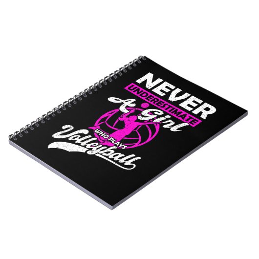 Onderschat nooit een meisje dat Volleyball Gi spee Notitieboek (Linkerzijde)