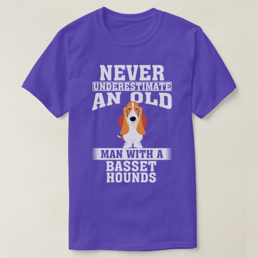 Onderschat nooit een oud Man met Basset Hounds T-shirt (Design voorkant)