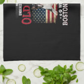 Onderschat nooit een oud Man met een Boston Theedoek (Gevouwen)