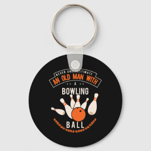 Onderschat nooit een oud man met een bowlingbal sleutelhanger