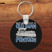 Onderschat nooit een oud Man met een foto Sleutelhanger (Voorkant)
