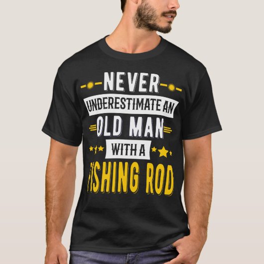 Onderschat nooit een oud Man met een Geviste rij T-shirt (Voorkant)