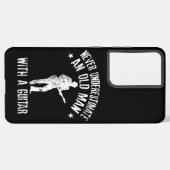 Onderschat nooit een oud man met een gitaar samsung galaxy hoesje (Linkerkant)