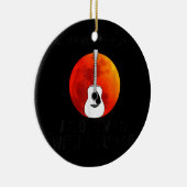 Onderschat nooit een oud man met een gitaarmaan keramisch ornament (Rechts)