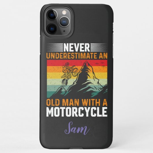 Onderschat nooit een oud Man met een motorfiets iPhone Hoesje (Achterkant)