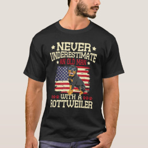 Onderschat nooit een oud Man met een rottweiler T-shirt